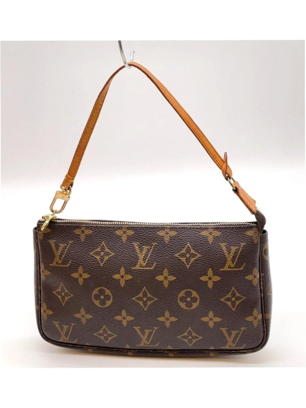 Authentic Louis Vuitton Pochette Accessoires Monogram Canvas Shoulder Bag - Picture 4 of 16